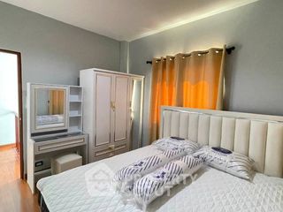 For rent and for sale 4 bedrooms house in Prawet, Bangkok