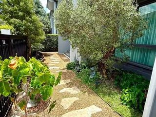 Casa en alquiler de 3 habitaciones en Bang Kapi, Bangkok