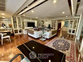 Condo en venta de 2 habitaciones en Khlong Toei, Bangkok