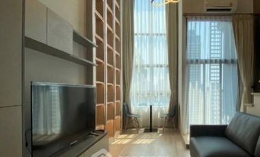 Condo en alquiler de 1 habitaciones en Khlong San, Bangkok