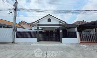 Villa zum Kauf mit 3 Zimmer in Bang Lamung, Chonburi