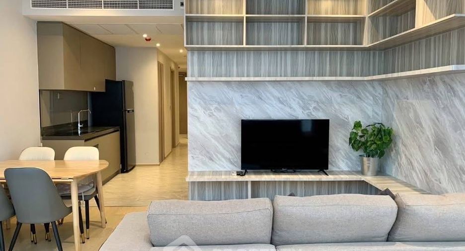 Condo en alquiler de 2 habitaciones en Huai Khwang, Bangkok