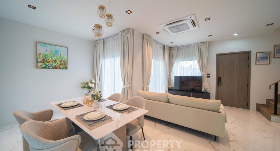 À vendre 4 chambres maison à Din Daeng, Bangkok