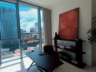 À vendre 2 chambres condo à Pathum Wan, Bangkok