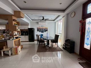 For sale 5 bedrooms house in Bang Lamung, Chonburi