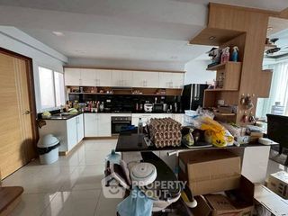 For sale 5 bedrooms house in Bang Lamung, Chonburi