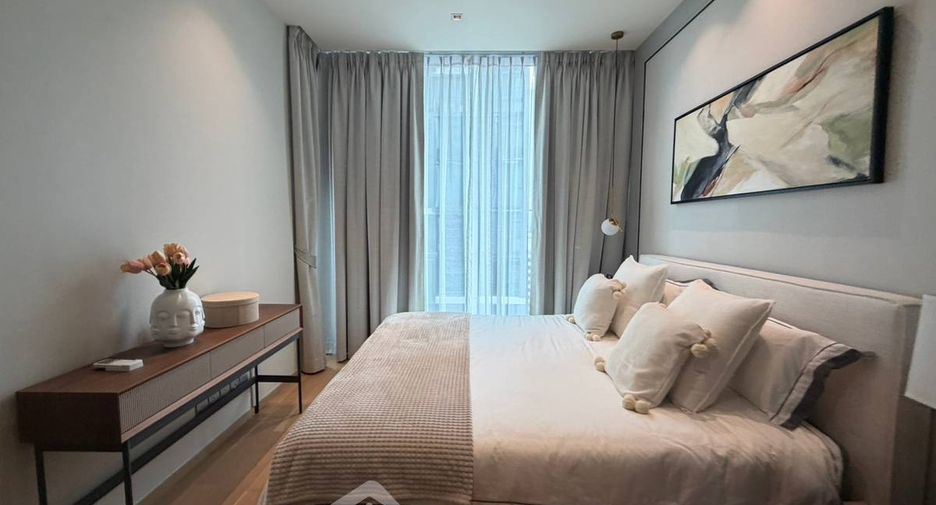 For rent 2 bedrooms condo in Pathum Wan, Bangkok