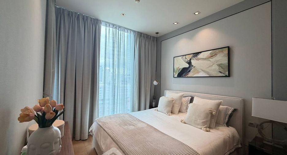 For rent 2 bedrooms condo in Pathum Wan, Bangkok