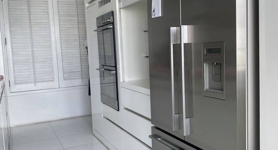 For sale 4 ベッドルーム condo in Bang Kho Laem, Bangkok
