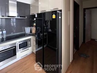 For sale 3 bedrooms condo in Watthana, Bangkok