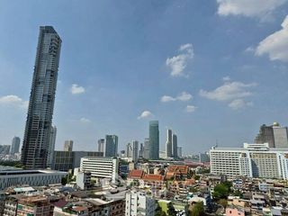 Condo en alquiler de 2 habitaciones en Bang Kho Laem, Bangkok