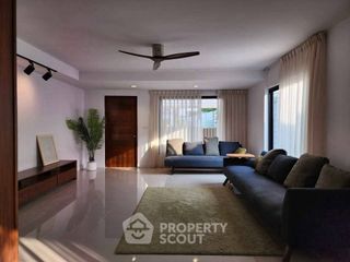Reihenhaus zur Miete mit 4 Zimmer in Suan Luang, Bangkok