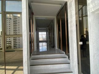 For sale 6 bedrooms condo in Khlong Toei, Bangkok