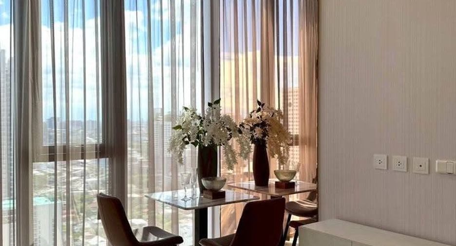 For rent 2 bedrooms condo in Chatuchak, Bangkok