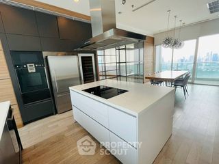 For rent and for sale 3 bedrooms condo in Khlong Toei, Bangkok