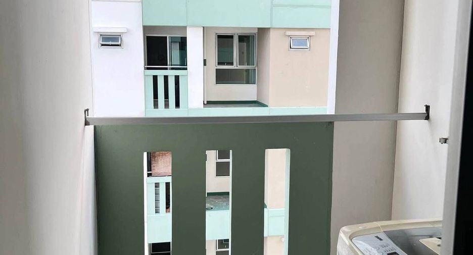 À louer 1 chambre condo à Huai Khwang, Bangkok