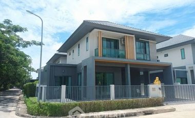 À louer 4 chambres maison à Bang Lamung, Chonburi