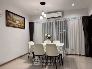 À louer 4 chambres maison à Bang Lamung, Chonburi