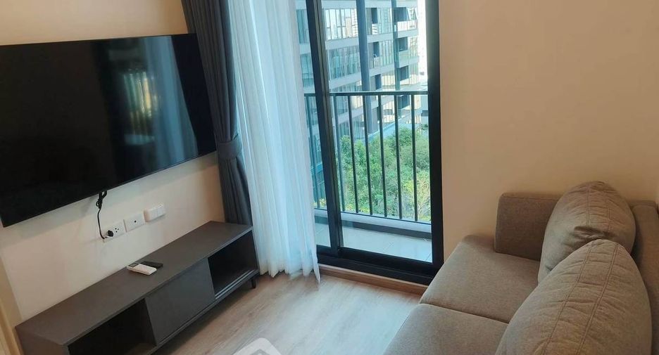 Condo en alquiler de 2 habitaciones en Huai Khwang, Bangkok