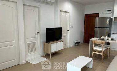 For rent 2 bedrooms condo in Sathon, Bangkok
