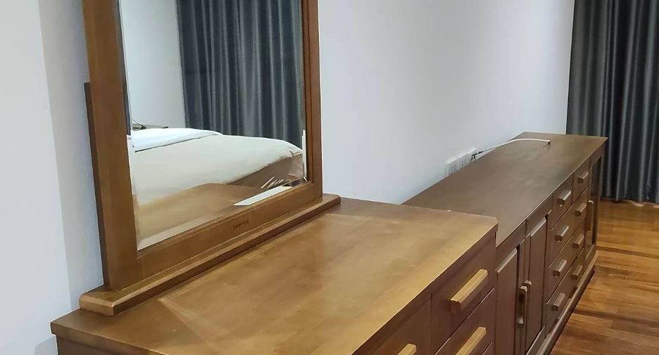 For rent 2 bedrooms villa in Bang Lamung, Chonburi
