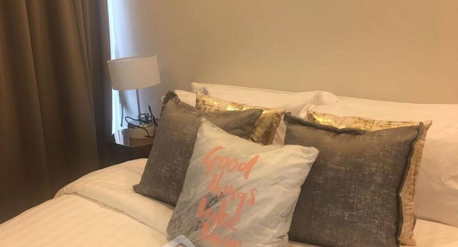 For rent 3 bedrooms condo in Watthana, Bangkok