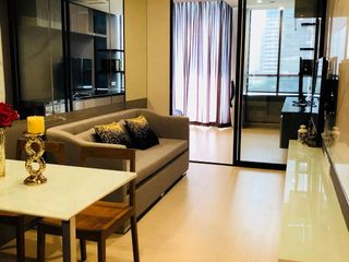 Condo en alquiler de 1 habitaciones en Pathum Wan, Bangkok