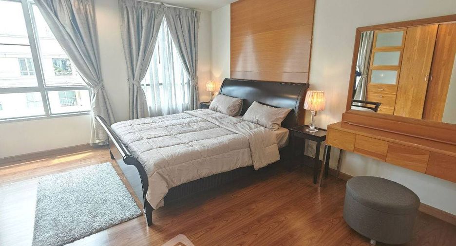 Wohnung zur Miete mit 2 Zimmer in Khlong Toei, Bangkok