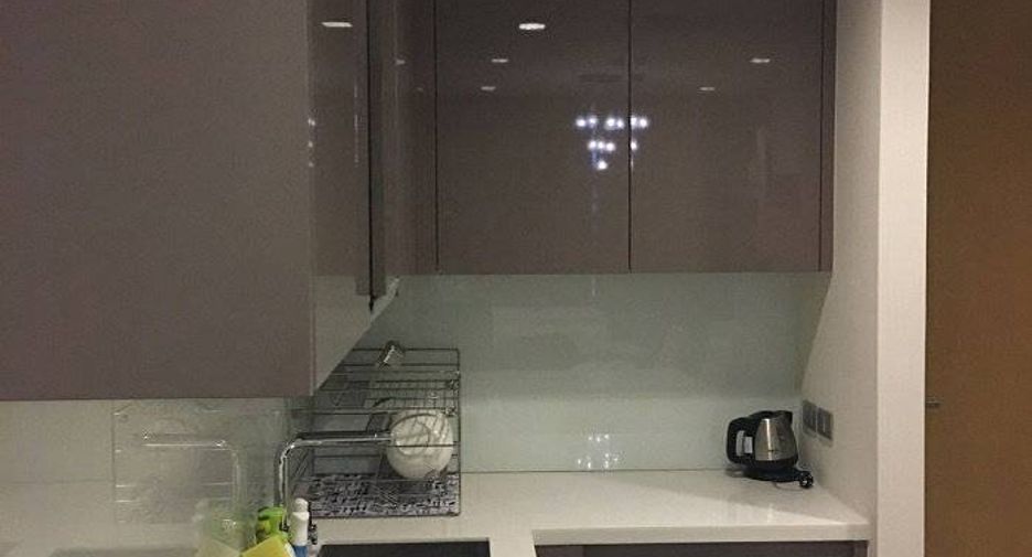 Wohnung zur Miete mit 2 Zimmer in Khlong Toei, Bangkok