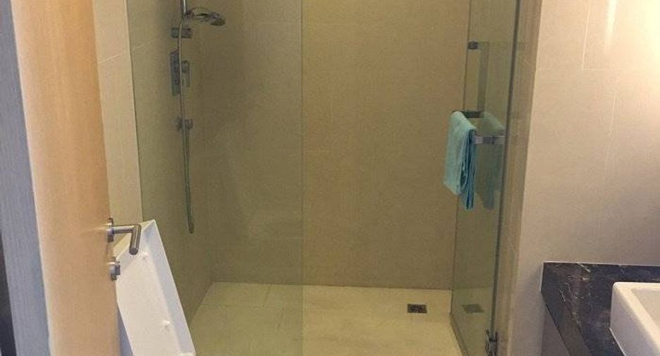 Wohnung zur Miete mit 2 Zimmer in Khlong Toei, Bangkok