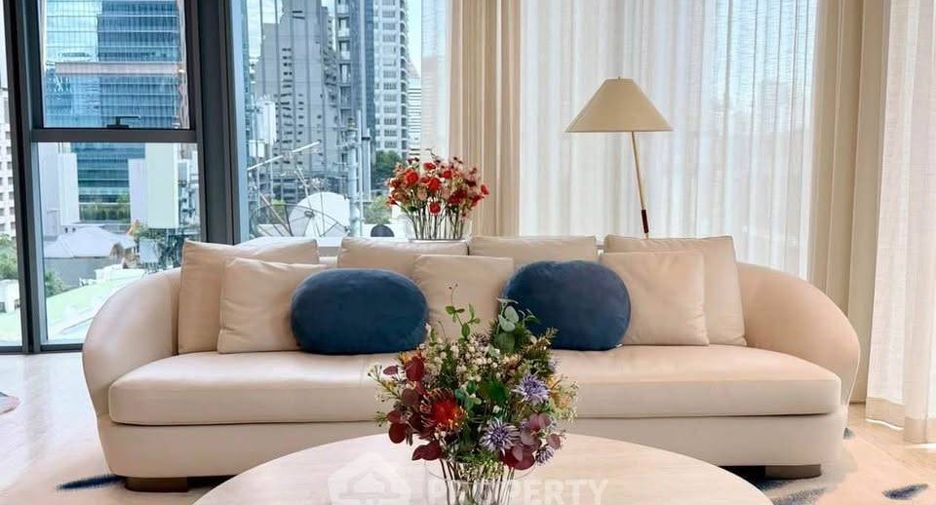 For rent 2 bedrooms condo 