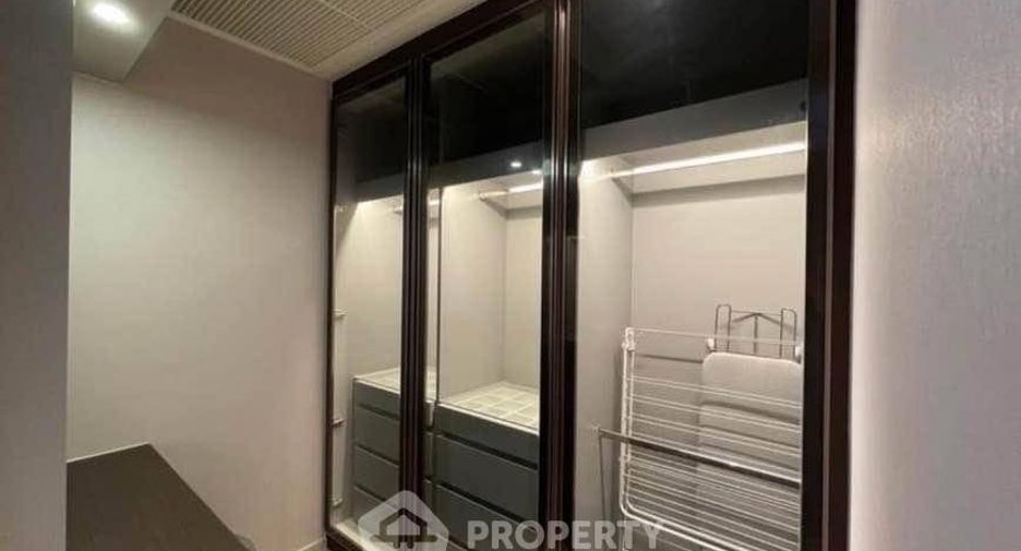 Condo en alquiler de 2 habitaciones en Bang Rak, Bangkok