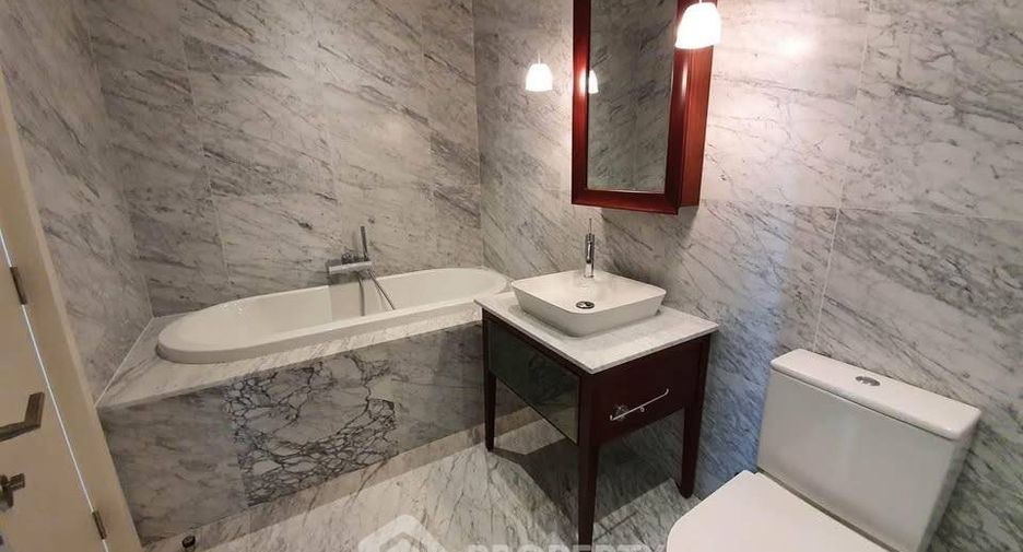 For rent 1 bed condo in Watthana, Bangkok