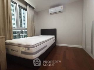 Condo en alquiler de 3 habitaciones en Huai Khwang, Bangkok