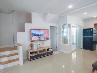 À louer 3 chambres maison à Bang Lamung, Chonburi