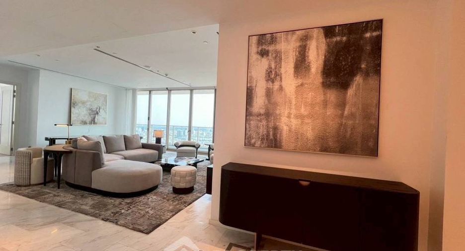 For rent 4 bedrooms condo in Bang Kho Laem, Bangkok