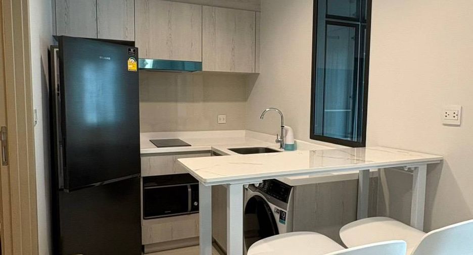 For rent 1 bed condo in Pathum Wan, Bangkok