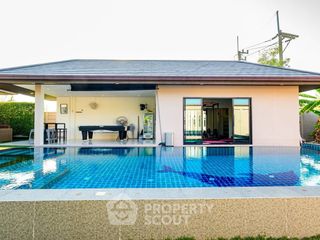 À louer 3 chambres villa à Bang Lamung, Chonburi