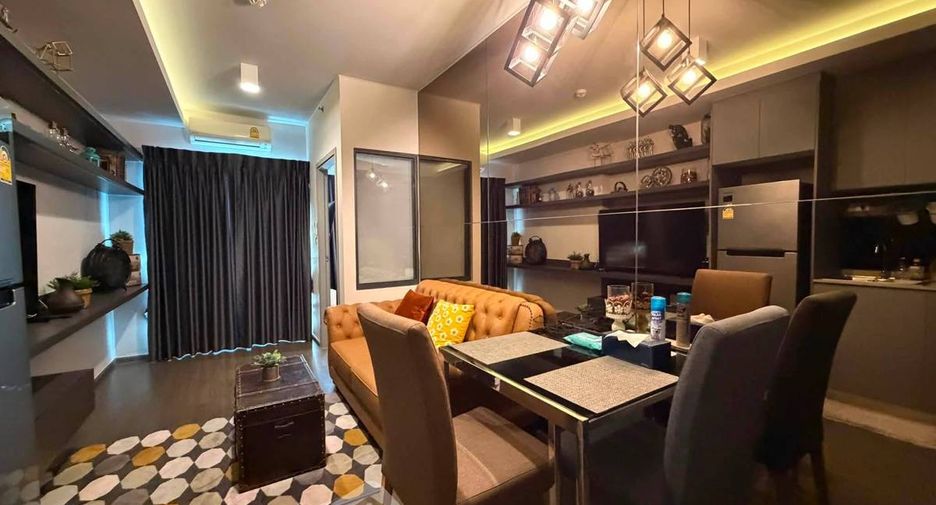 À louer 1 chambre condo à Phra Khanong, Bangkok