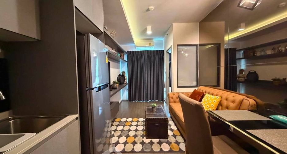 À louer 1 chambre condo à Phra Khanong, Bangkok