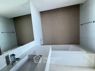 À louer 1 chambre condo à Si Racha, Chonburi