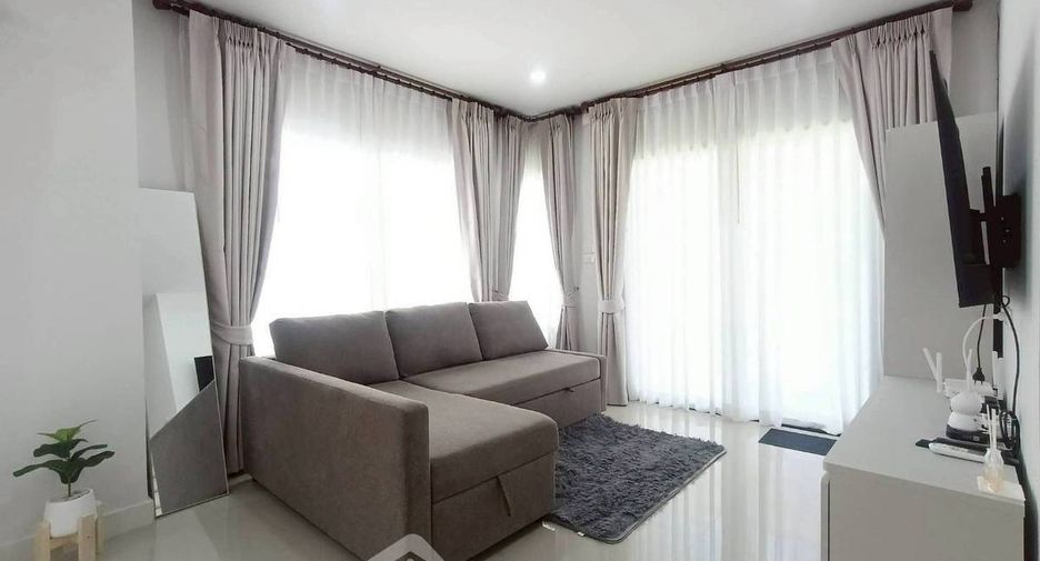 À louer 4 chambres maison à Bang Lamung, Chonburi