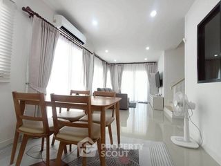 À louer 4 chambres maison à Bang Lamung, Chonburi
