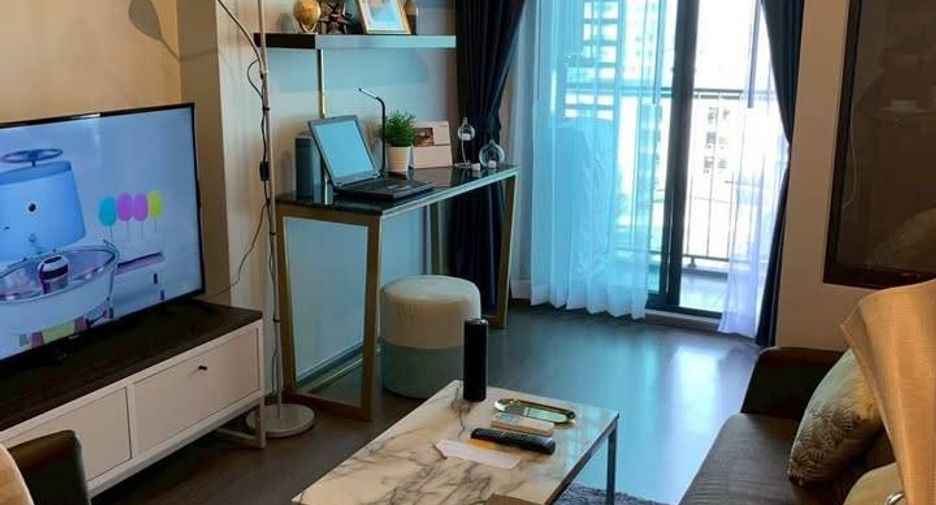 À louer 1 chambre condo à Phra Khanong, Bangkok