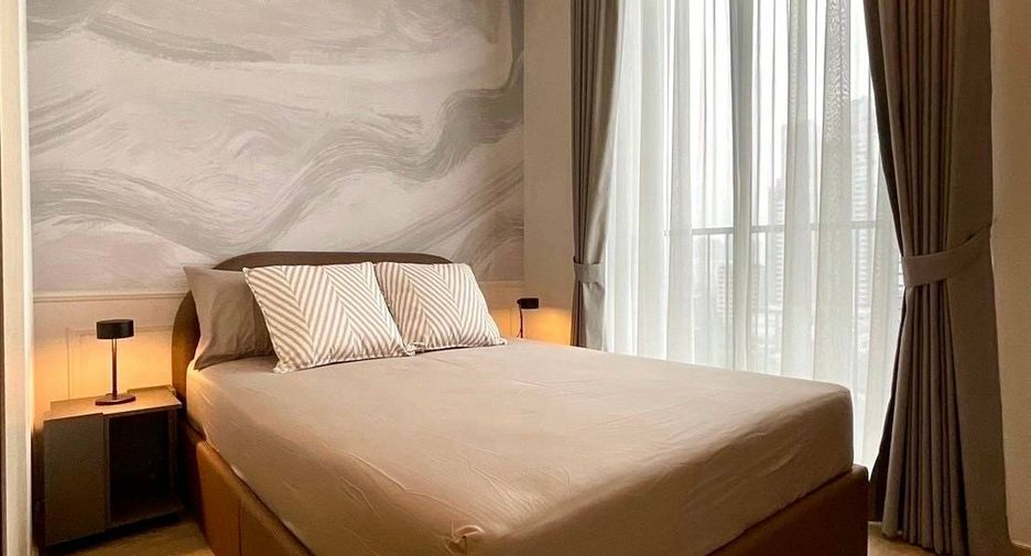 For rent 2 bedrooms condo in Watthana, Bangkok