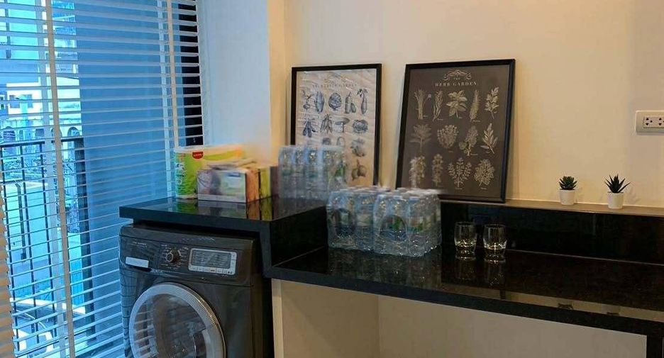 Condo en alquiler de 1 habitaciones en Watthana, Bangkok