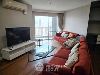 Condo en alquiler de 3 habitaciones en Huai Khwang, Bangkok