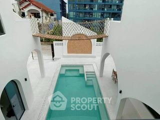 À louer 5 chambres villa à Bang Lamung, Chonburi