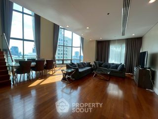 Wohnung zur Miete mit 3 Zimmer in Khlong Toei, Bangkok