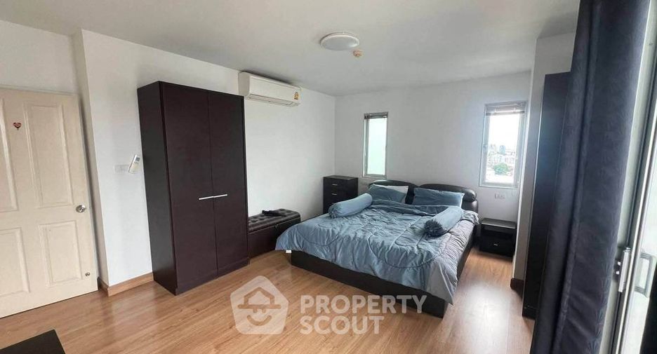 For rent 2 bedrooms condo in Chatuchak, Bangkok